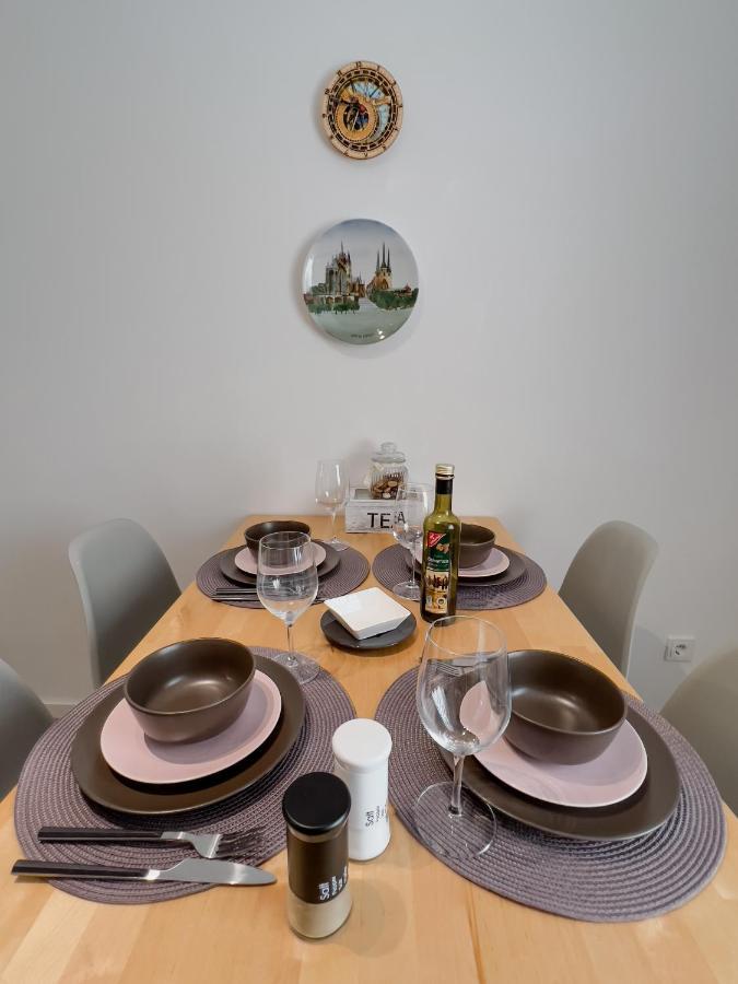 Schoene Helle & Gemuetliche Wohnung In Altstadtnaehe 에르푸르트 객실 사진
